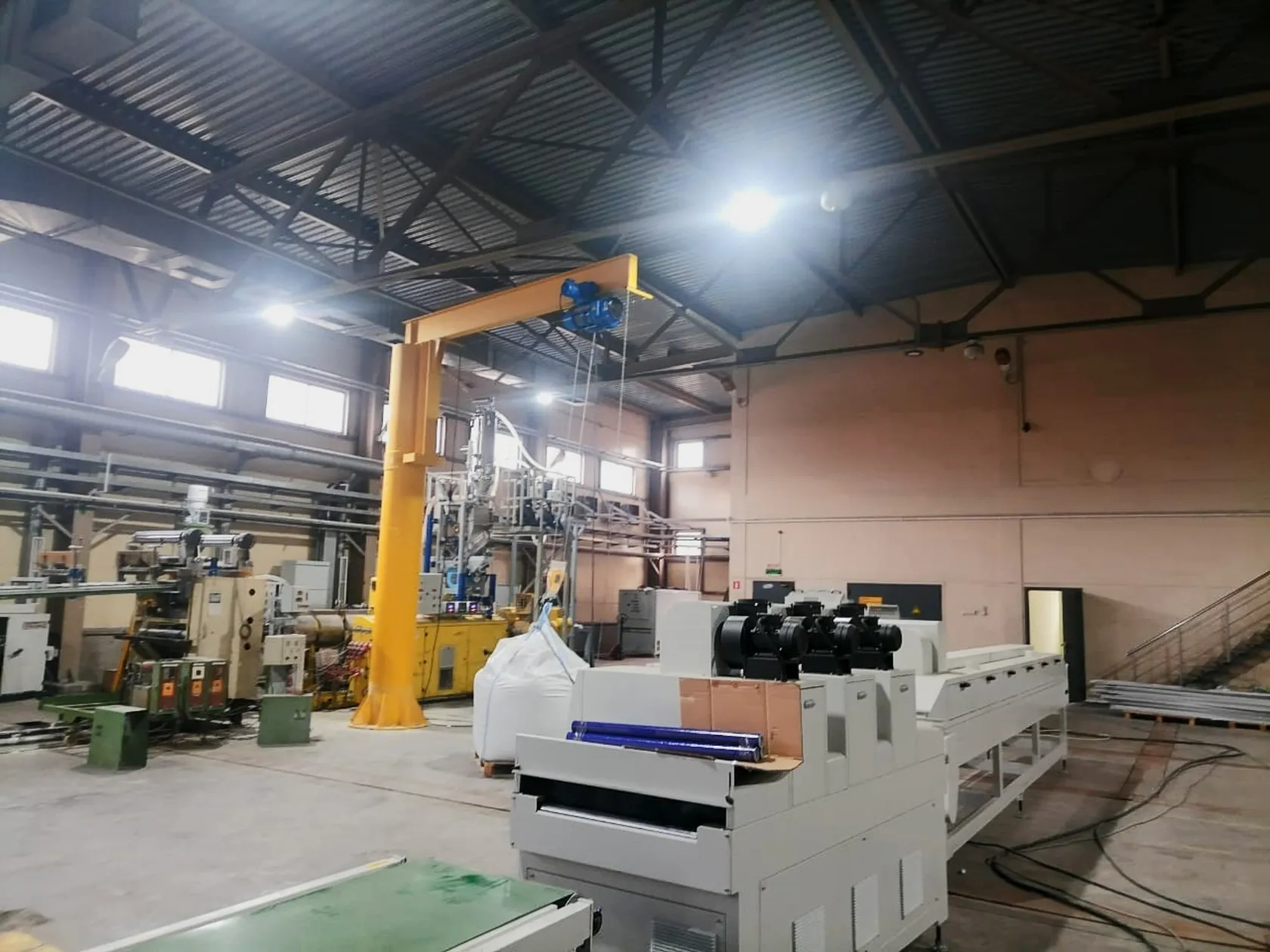 На колонне ручной 