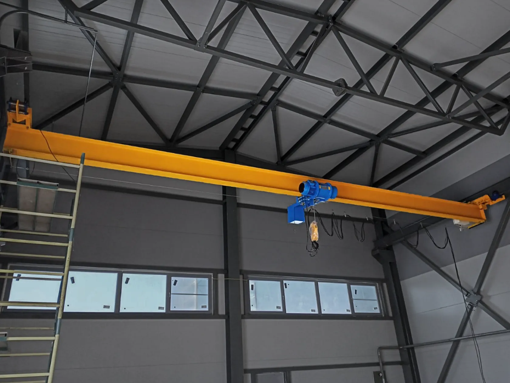 Подвесной электрический