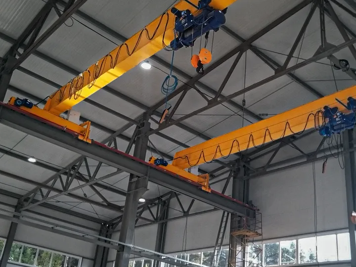 Опорный электрический однобалочный